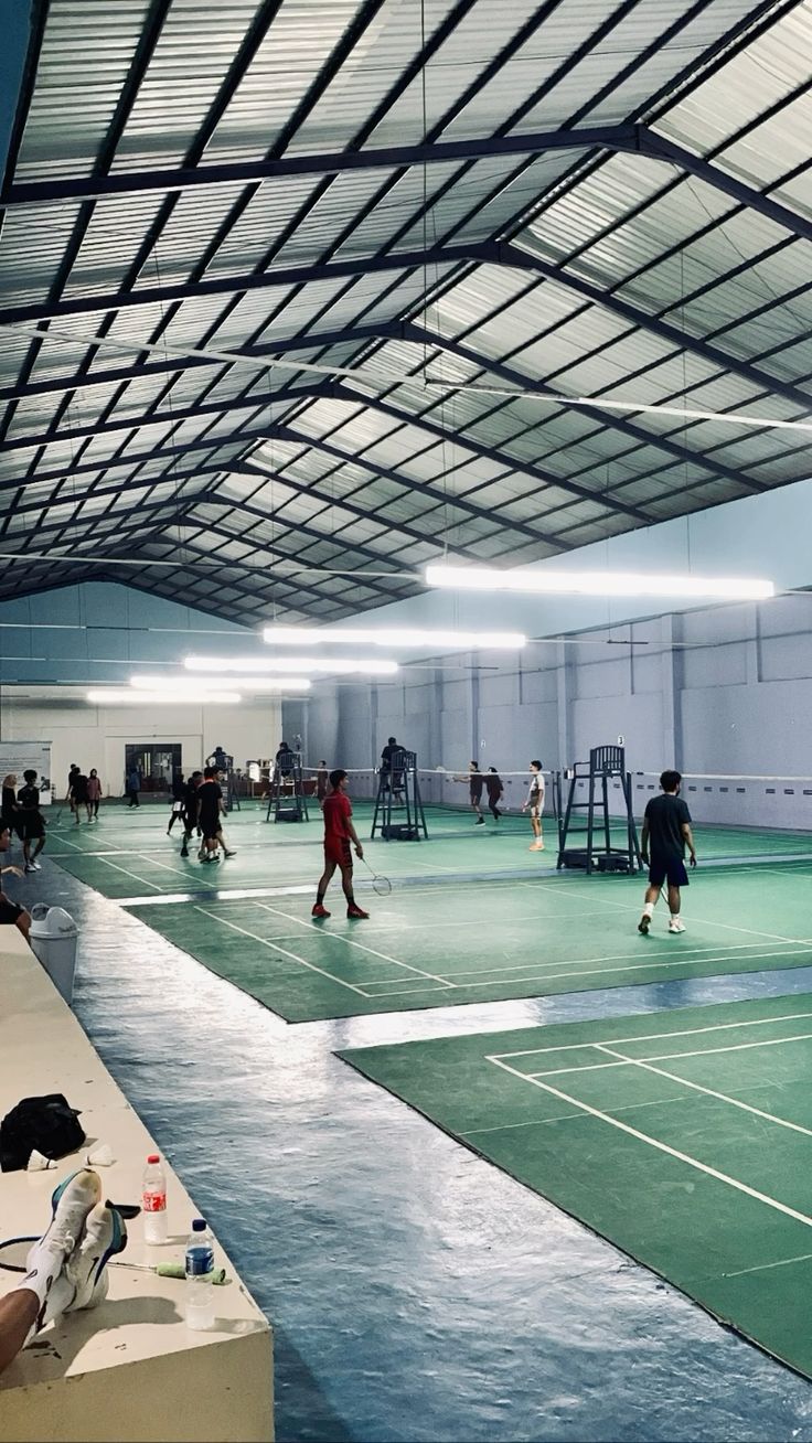 Badminton